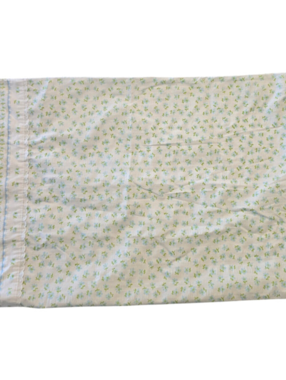 Vintage 1980s Fieldcrest Pillowcase 42x36in Green Blue Floral Cottagecore